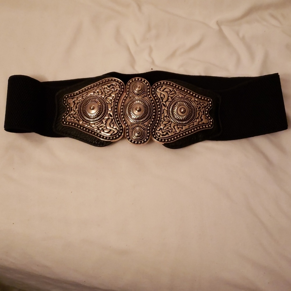 Elastic Black Belt with Dramatic Gold Buckle